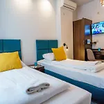Hostel Orla 6
