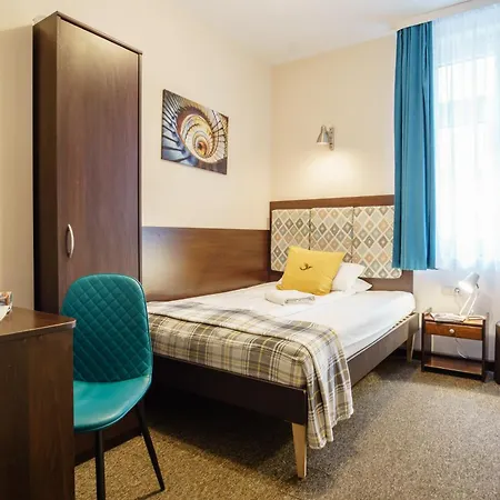 Hostel Orla 6