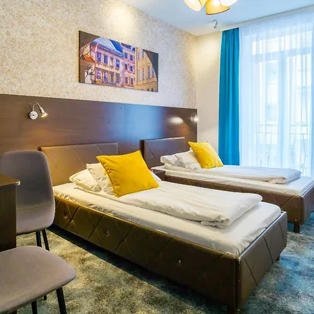 Noclegi Orla 6 Hostel *