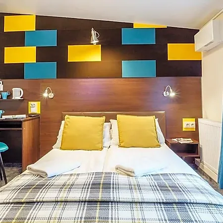 Hostel Orla 6