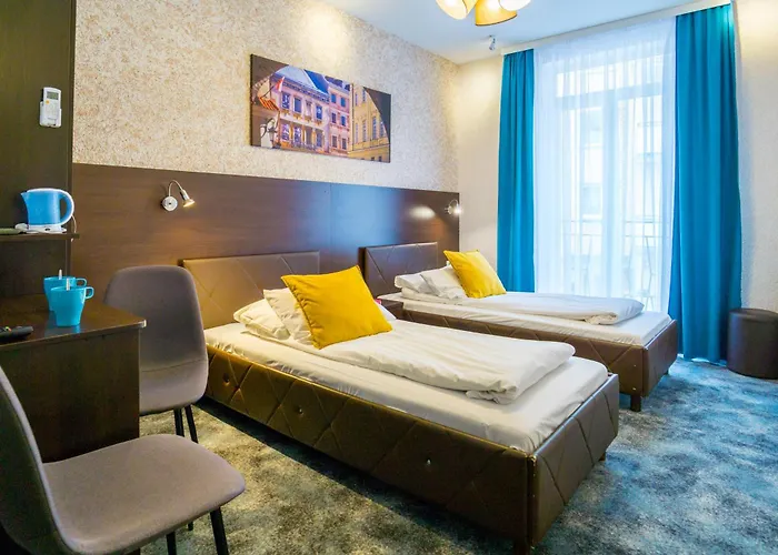 Noclegi Orla 6 Hostel *